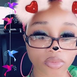 Meet your Posher, Sylvia